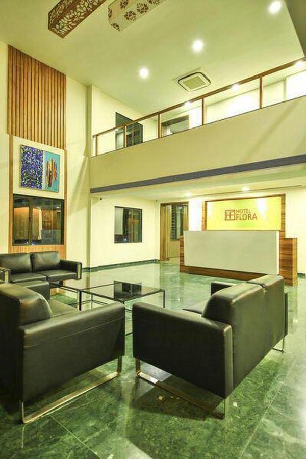 Hotel Flora Ahmedabad Exterior foto