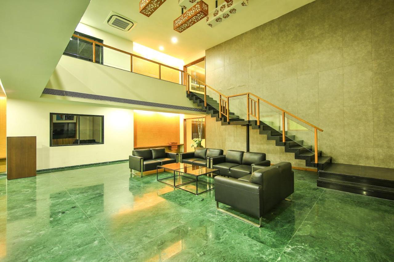 Hotel Flora Ahmedabad Exterior foto