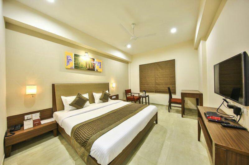 Hotel Flora Ahmedabad Exterior foto